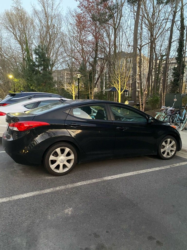 2012 Hyundai Elantra