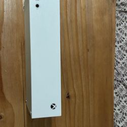 Xbox Series S And 32” Curved Samsung Monitor Come With Original White Controller And All Cables $350 Or Best Offer