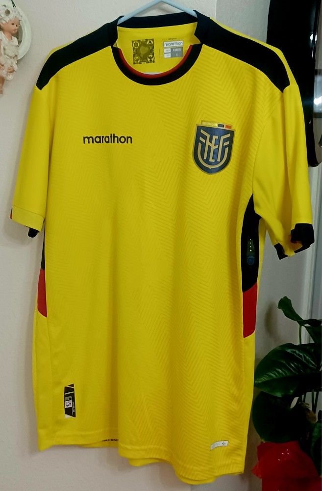 Marathon Ecuador LA Tri National Soccer Futbol Team Jersey Mens XL Yellow FEF