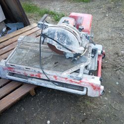 Maquina De Tile  Saze 10. Usada