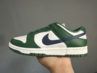 Gorge Green Midnight Navy Dunks 