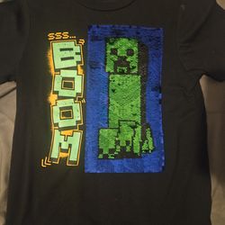 Minecraft shirt kids small
