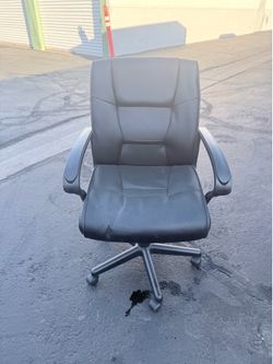 Office Chairs ($25 each)