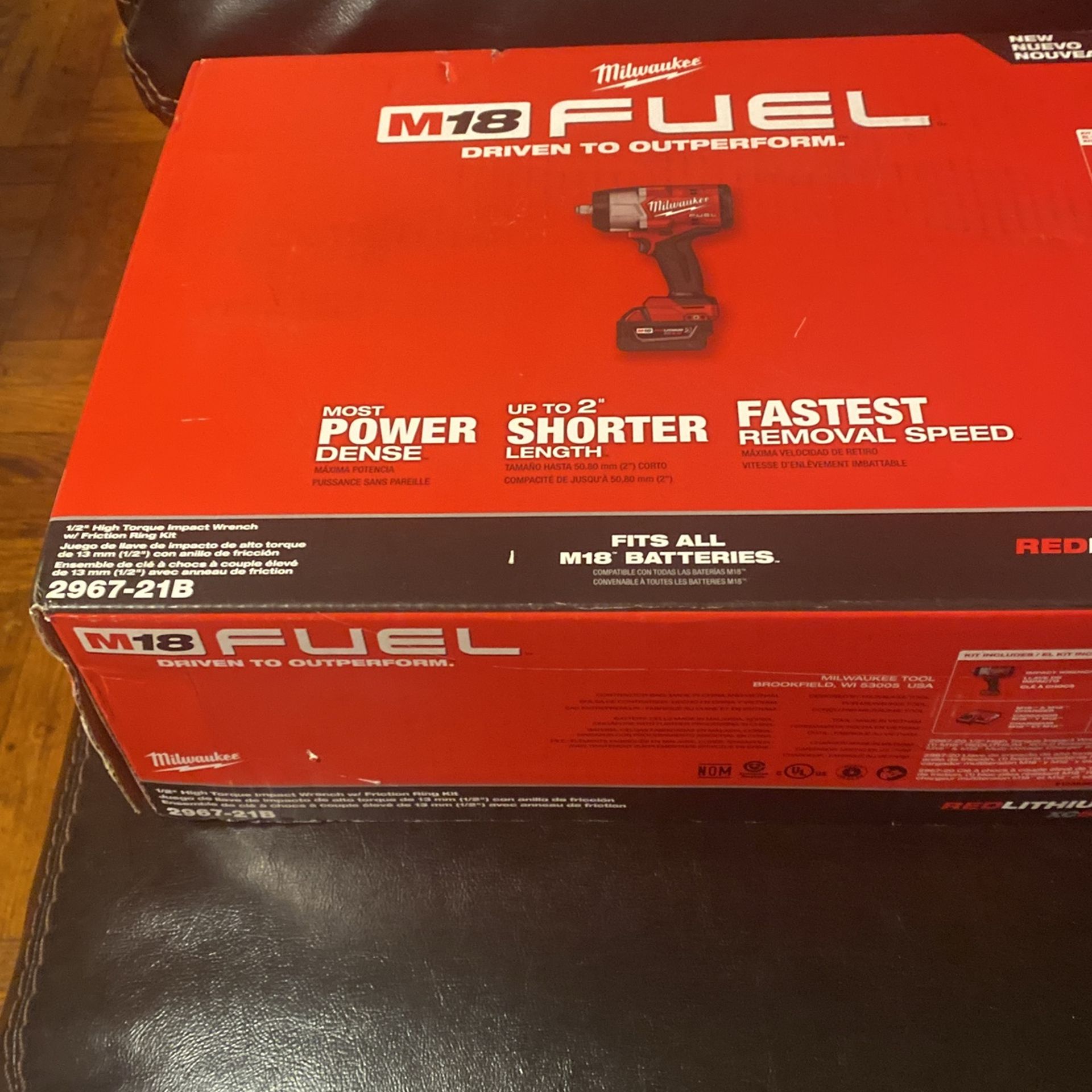 New Milwaukee 1/2 High Torque Impact Wrench Kit