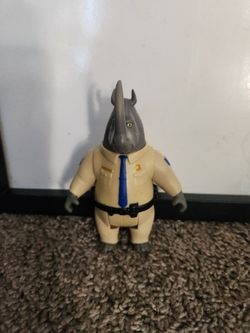 Disney Zootopia Action Figure Officer McHorn Tomy 4.5"