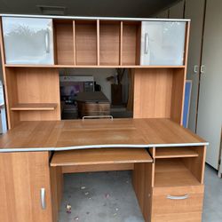 Executive Desk with Cabinets & keyboard Tray