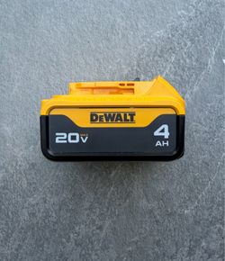Dewalt 20v battery 4AH in excellent condition