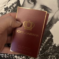 Q (Queen) by Dolce & Gabbana Eau de Parfum EDP Carded Sample Spray .05oz/1.5mL