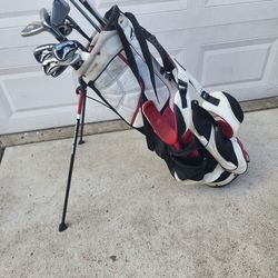 golf bag and golf clubs