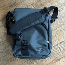 Tom Bihn Ristretto Vertical Messenger Bag