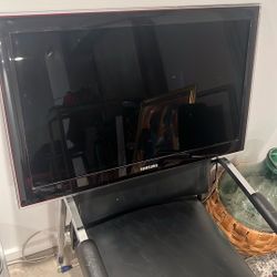 32 ‘ Samsung Tv