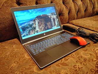 Laptop HP-15 ProBook 455 G5-AMD-A10 -9620-R5-8gb ram-1 28gb HD SSD solid-go-od for stud-ents.