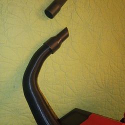 Milwaukee M12 volt vacuum