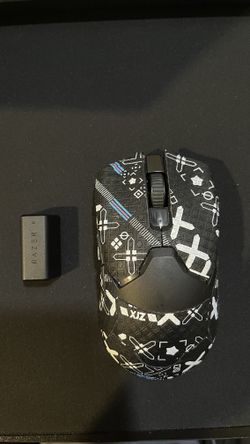 Razer Viper v2 pro with 8k polling dongle