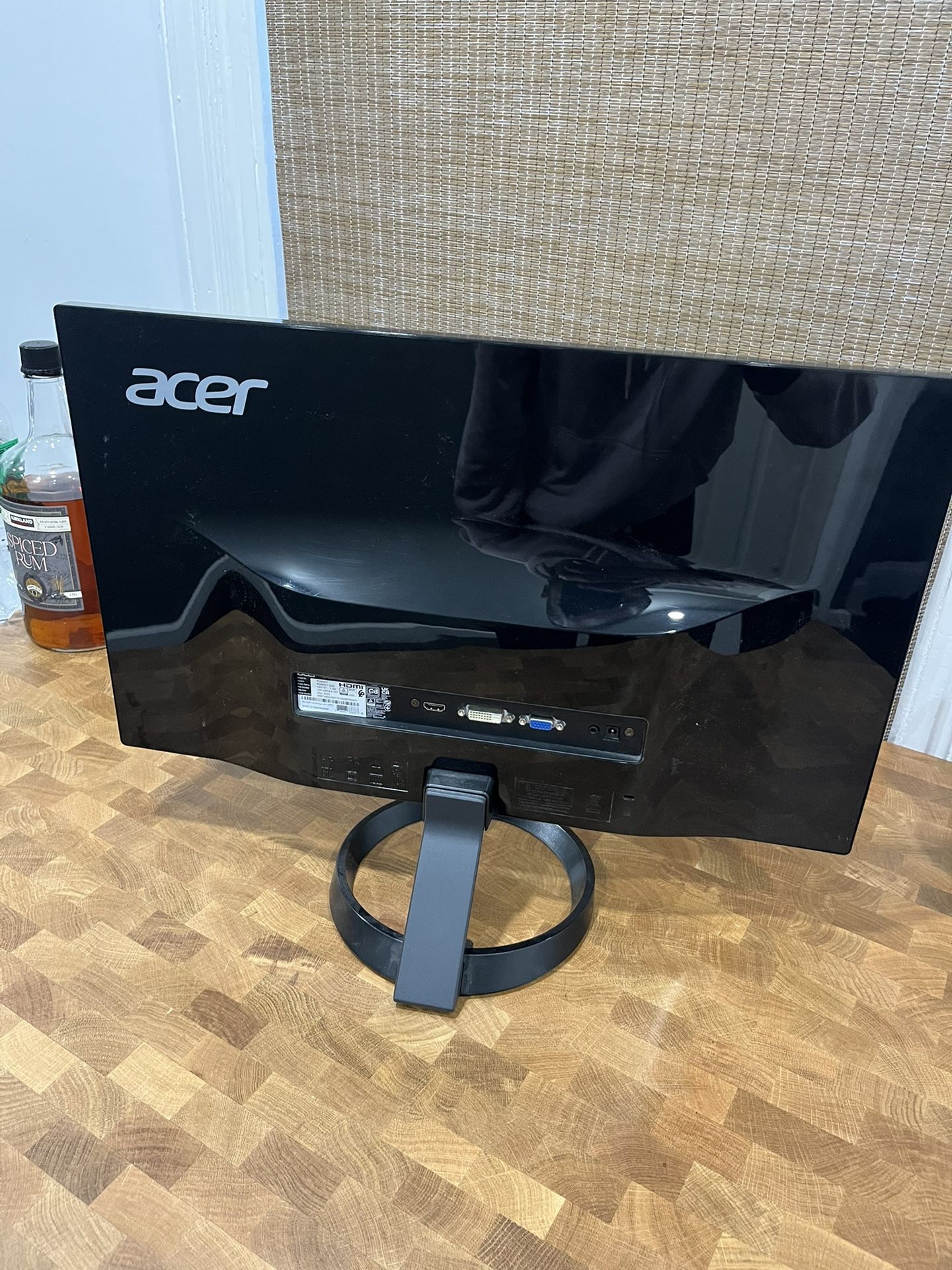 Acer R0 Series 24” Full HD IPS Monitor (R240HY) – Excellent Condition
