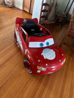 Kids Huffy Disney Ride On Car 🚗
