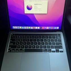 MacBook Pro 13” M1