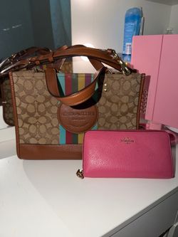 COACH purse with Wallet