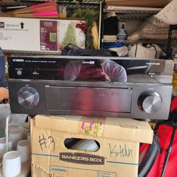 Yamaha RX-A1000 Receiver 490w