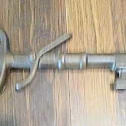 Antique Jailers R. Kern Key Gun
