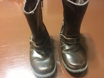 Sz 9 little girl boots