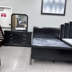 4pc Queen Bedroom Set ‼️ Only $699‼️