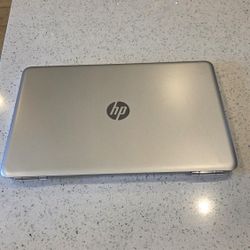  HP .. LAPTOP 