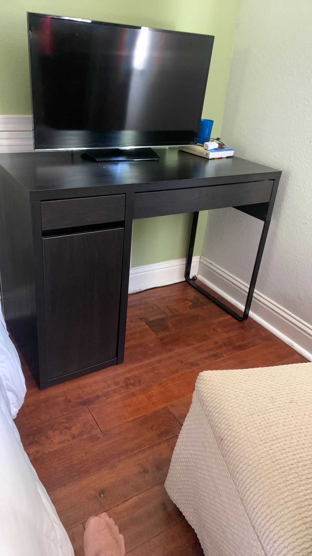 Office Desk