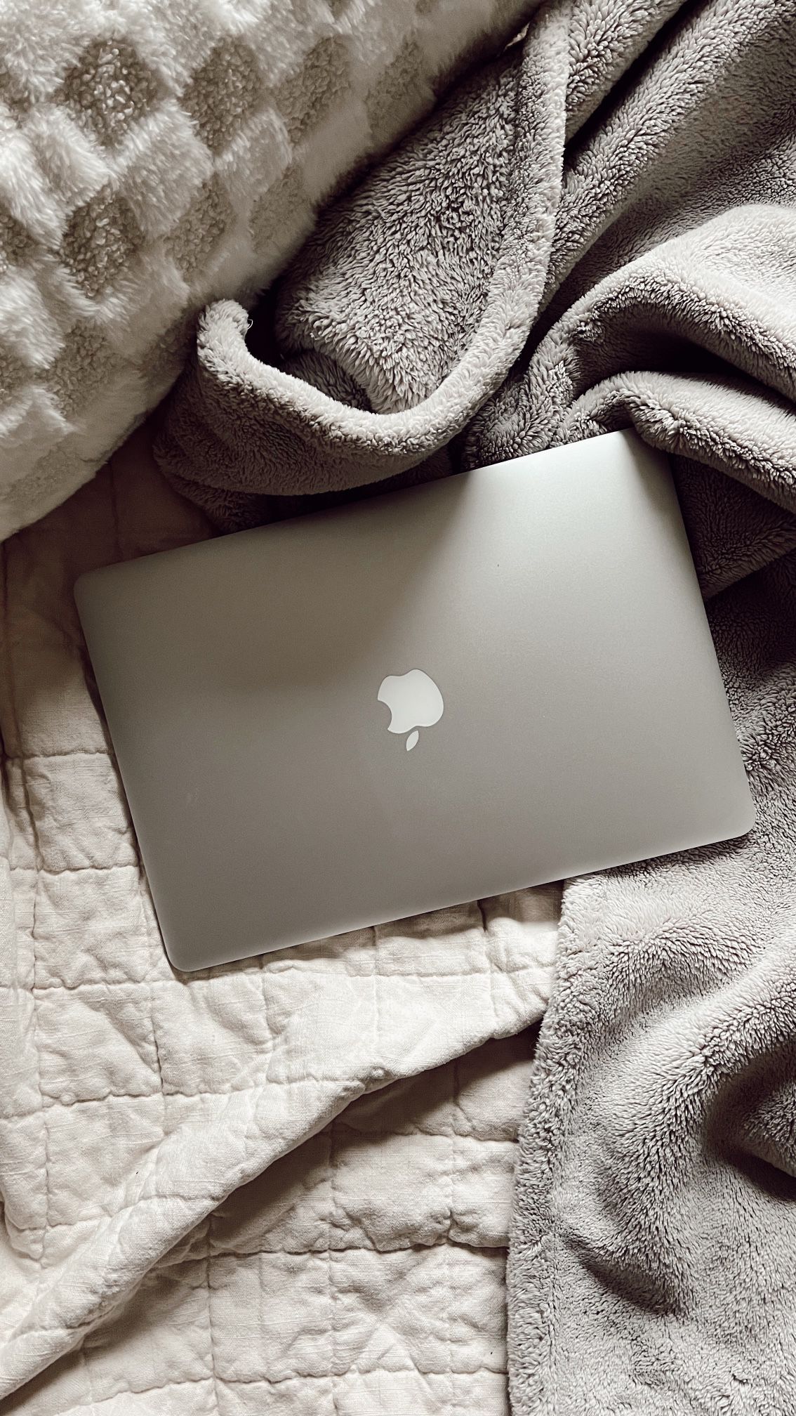 MacBook Pro | Retina 15-inch | Mid 2015