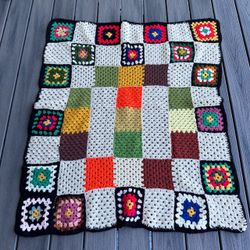 Vintage handmade granny square retro colors throw 45” x 40” mix of different squares designs