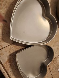 Vintage Large Heart Baking Pans