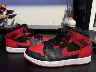 Jordan 1 Bred Mid Size 11