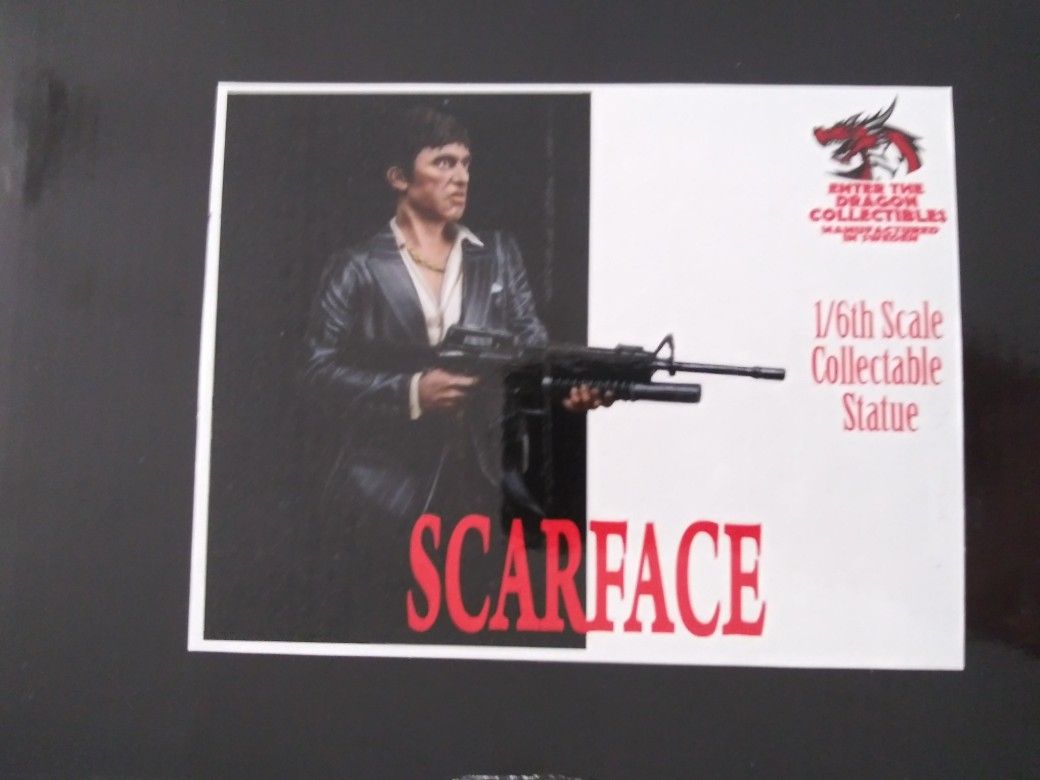 Scarface 1/6th Scale Collectable Statue