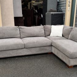 Sectional Couch 