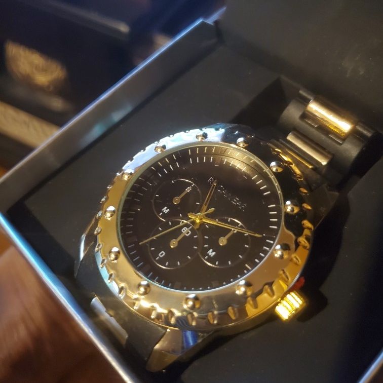 Mens Watches Rocawear Gold Watch Price Rocawear Men's Chronograph Quartz Metal Strap Analog Watch, Black  Sunray/Shiny Gold