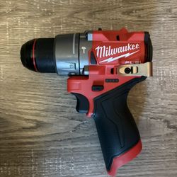 Milwaukee M12 Hammer Drill