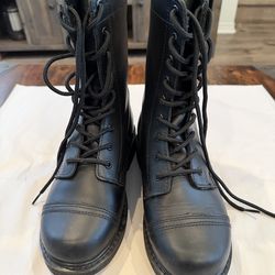 Rothco 9” Tall G.I. Type Combat Boots Men’s Size 7-8 Used