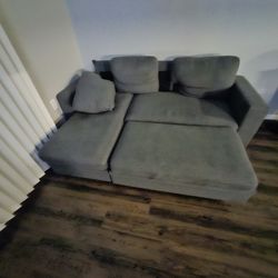 Sectional couch