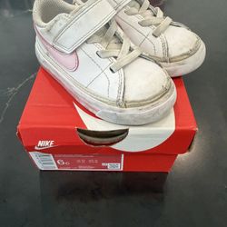 Nike Toddler Shoes 6C