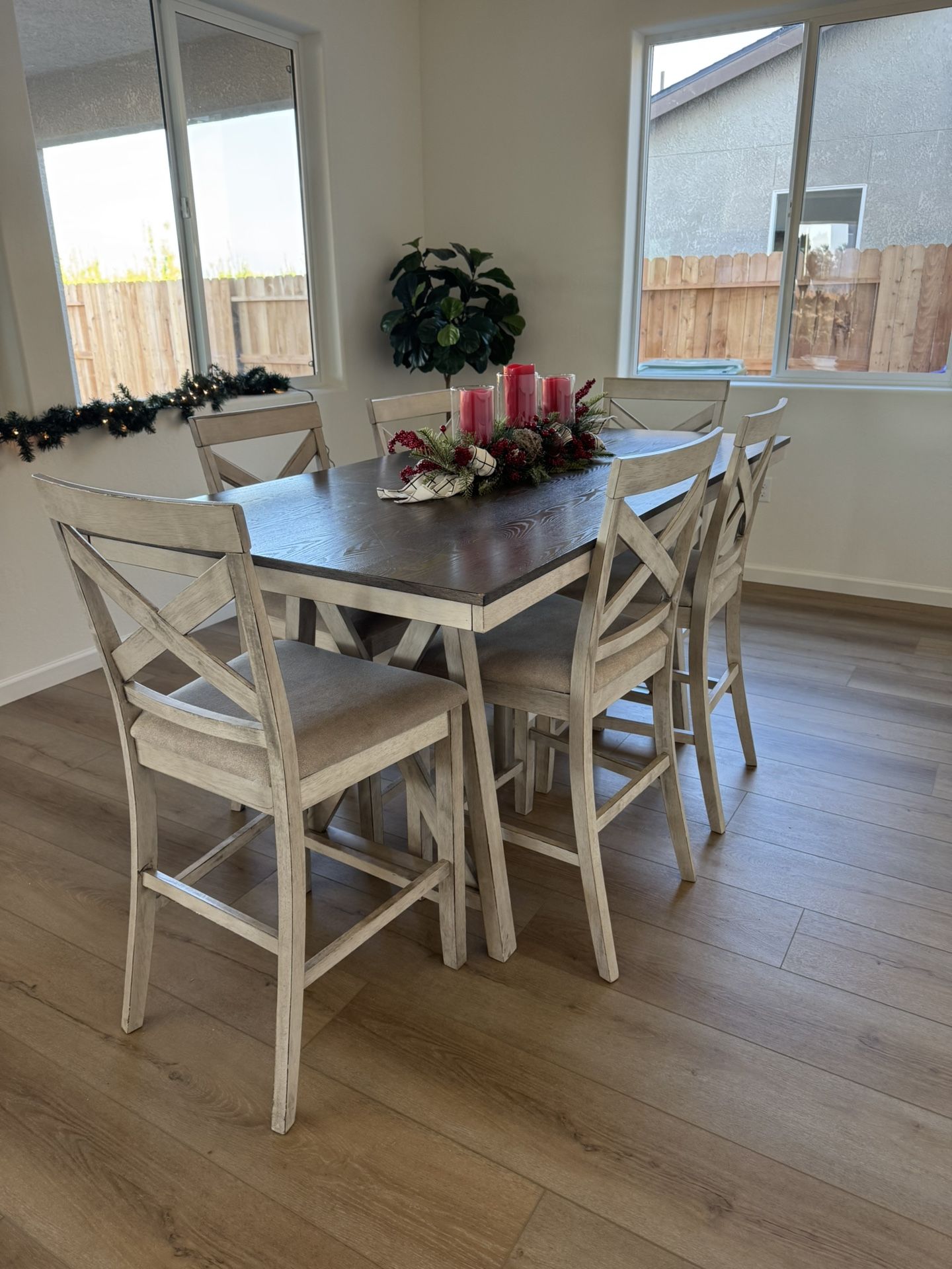 6 Seater Dining Table 