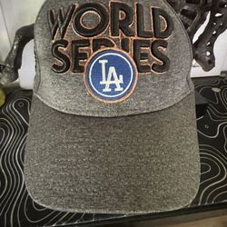 New Era Los Angeles Dodgers 39THIRTY On Field 2017 World Series Champions Cap
