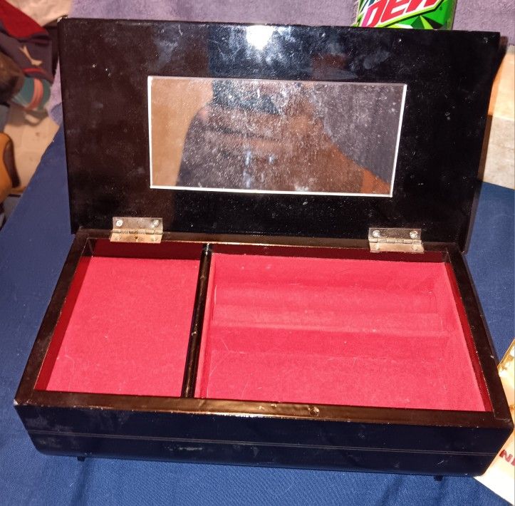 Vintage 1983 Chokin Yoshinobu Hara Jewelry Box
