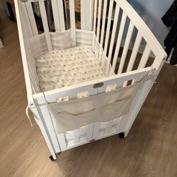 Mini Crib For sale!!!:)