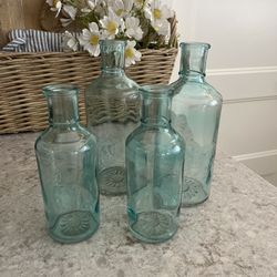 Set Of 4 Beautiful Glass Vases $15