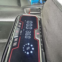 Portable Car Jumper 18000 Mha 160psi Tire Pomp With LED Lights 
