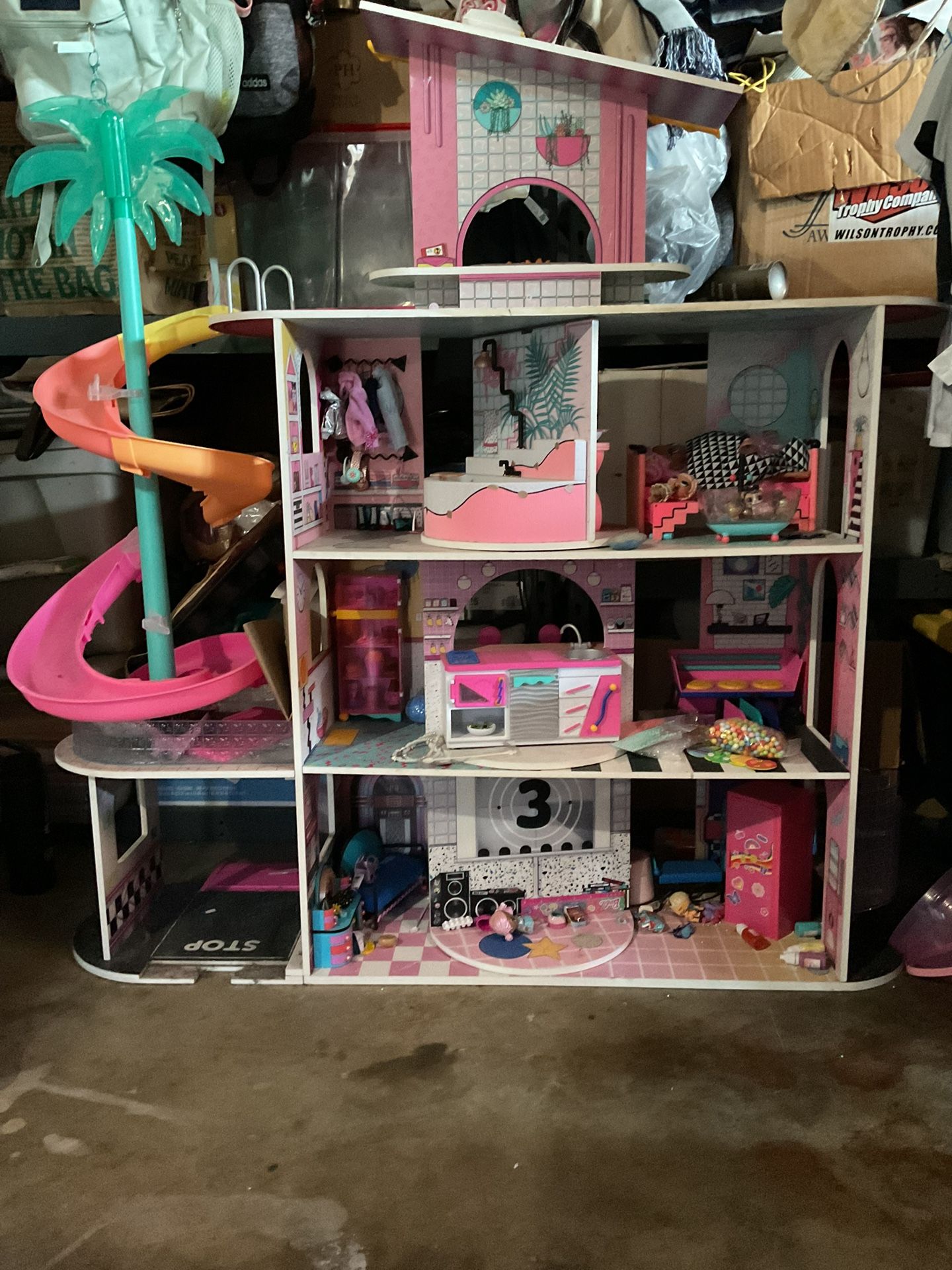 LOL Doll house