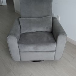 Glider Rocking Chair for Nursing