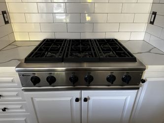 GE 6-Burner Stove Top