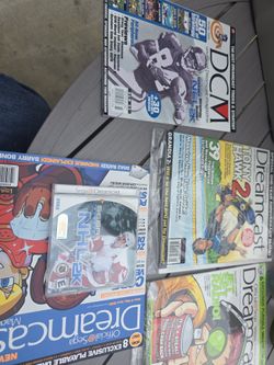 Sega Dreamcast Magazines and Game