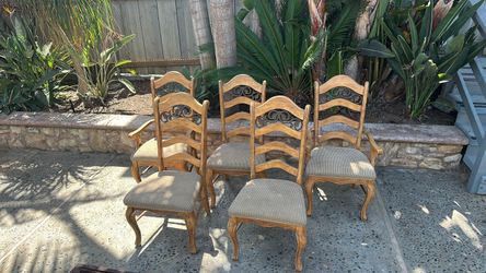 Free Dining Table & 5 Chairs